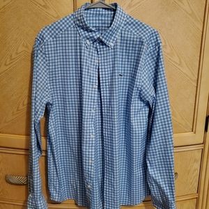 Brand new vineyard vines performance button down. Blue & white check. New. Med.